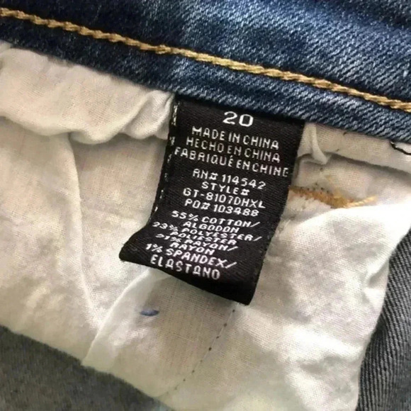 Dollhouse plus size 20 jean‎ shorts style DYLAN distressed cut - Picture 3 of 10